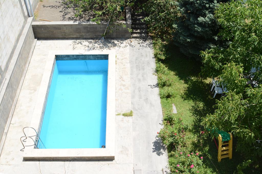 Villa Rosa Erévan Extérieur photo